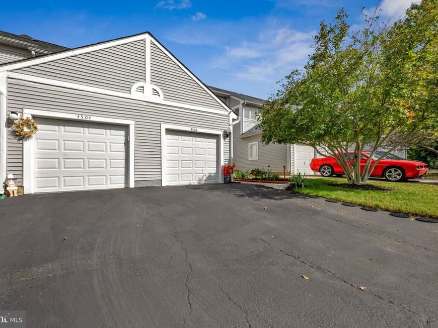 4506 Four Seasons Place, Oxon Hill, MD 20745 Main Photo