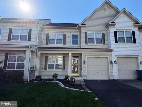 109 QUINTON OAKS CIRCLE, STEPHENS CITY, VA 22655