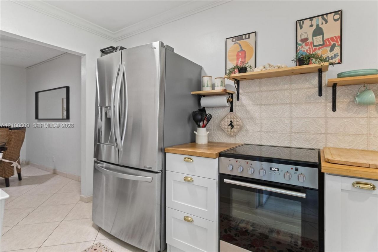 580 Egret Dr , Unit 111, Hallandale Beach, FL 33009 Photo