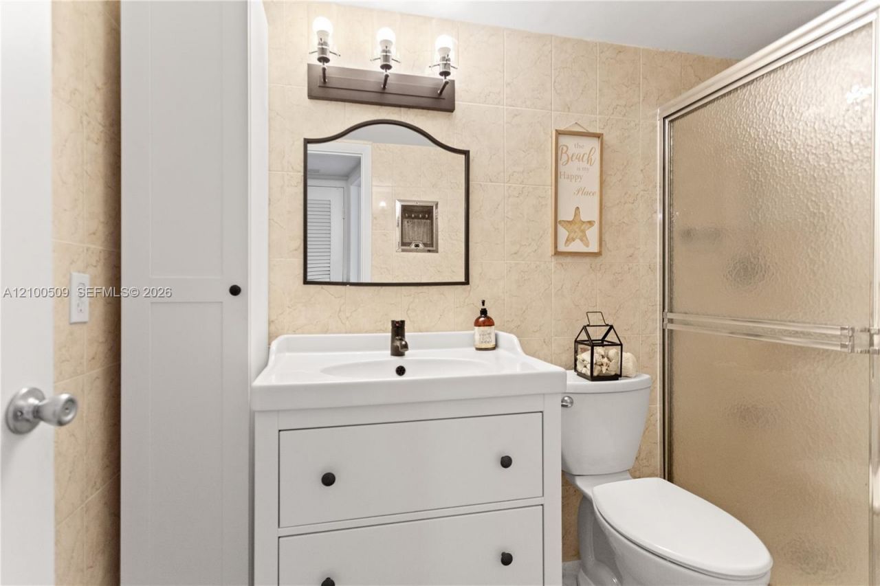 580 Egret Dr , Unit 111, Hallandale Beach, FL 33009 Photo