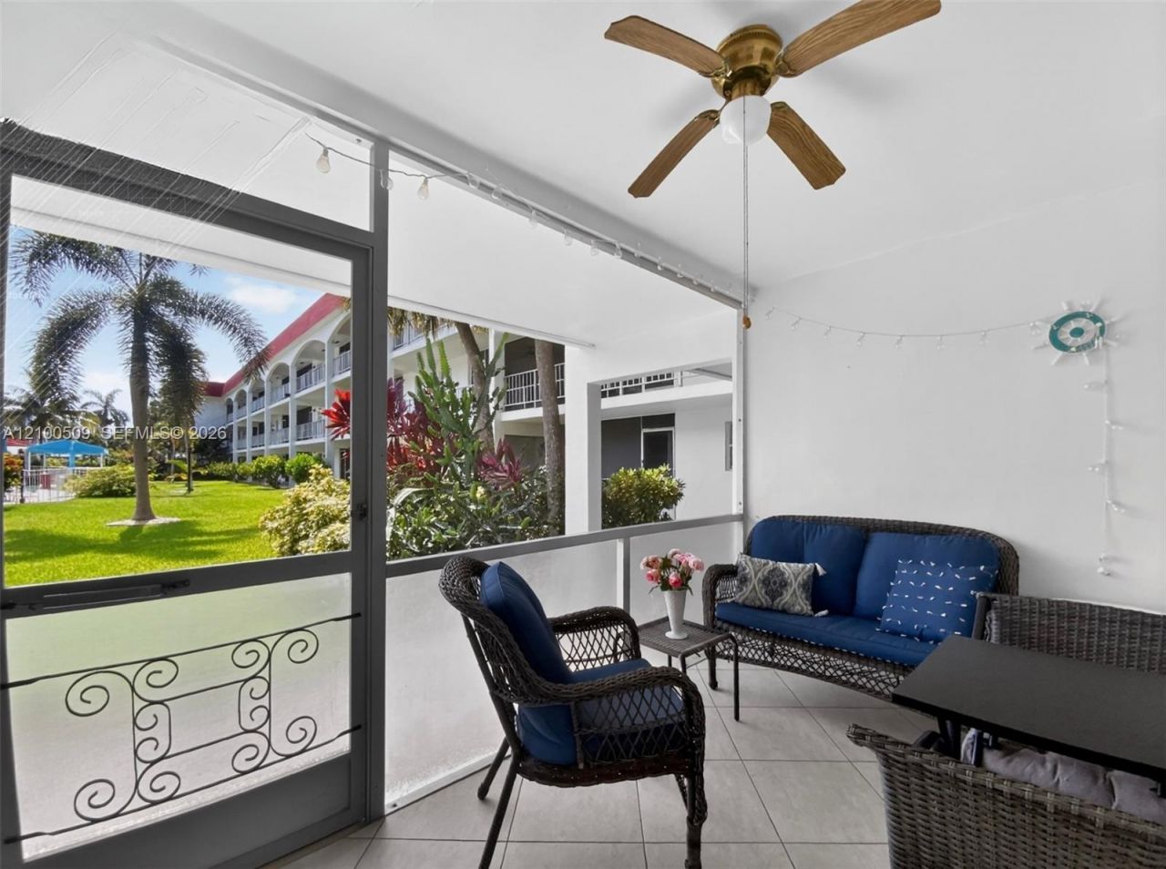 580 Egret Dr , Unit 111, Hallandale Beach, FL 33009 Photo