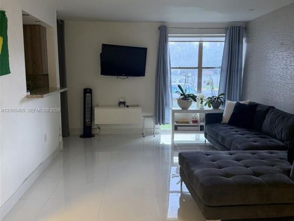 17570 Atlantic Blvd , Unit 119, Sunny Isles Beach, FL 33160