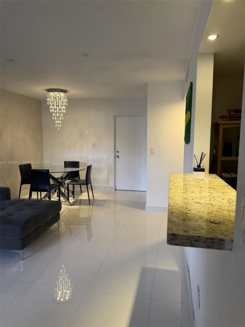 17570 Atlantic Blvd , Unit 119, Sunny Isles Beach, FL 33160 Photo