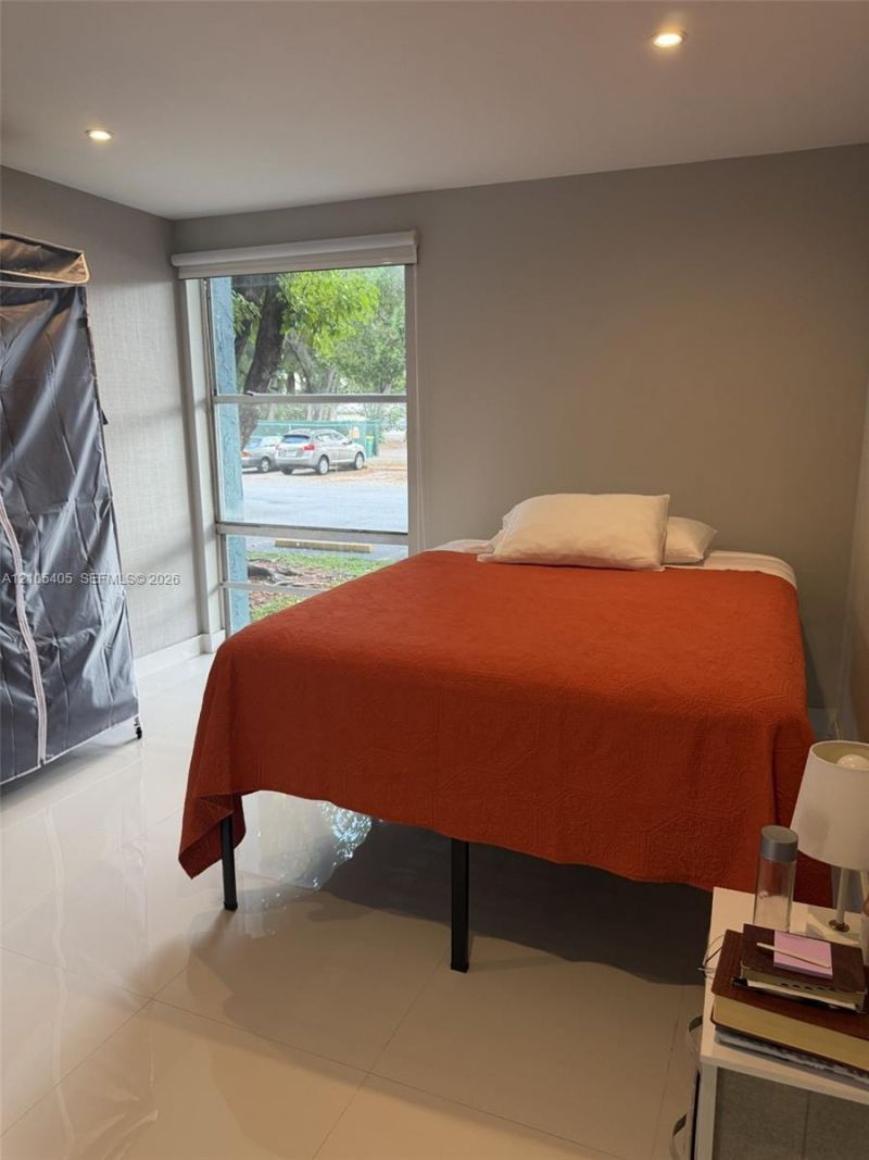 17570 Atlantic Blvd , Unit 119, Sunny Isles Beach, FL 33160 Photo
