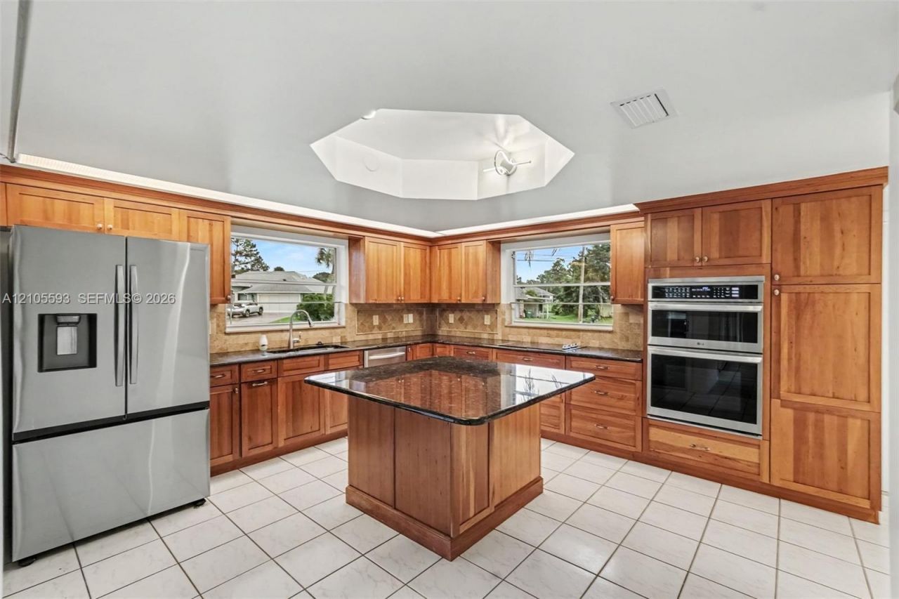 597 Grace St , Sebastian, FL 32958 Photo