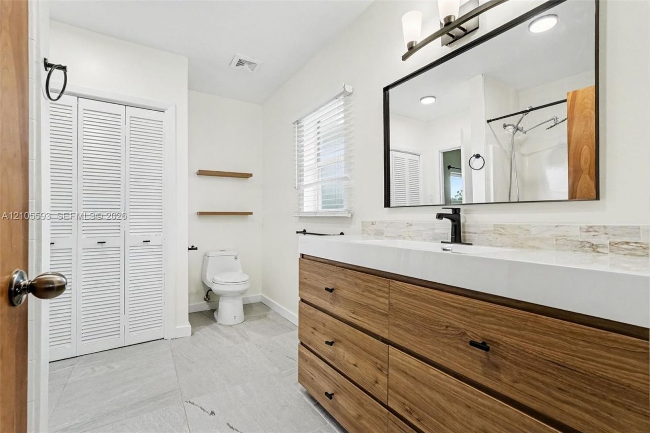 597 Grace St , Sebastian, FL 32958 Photo