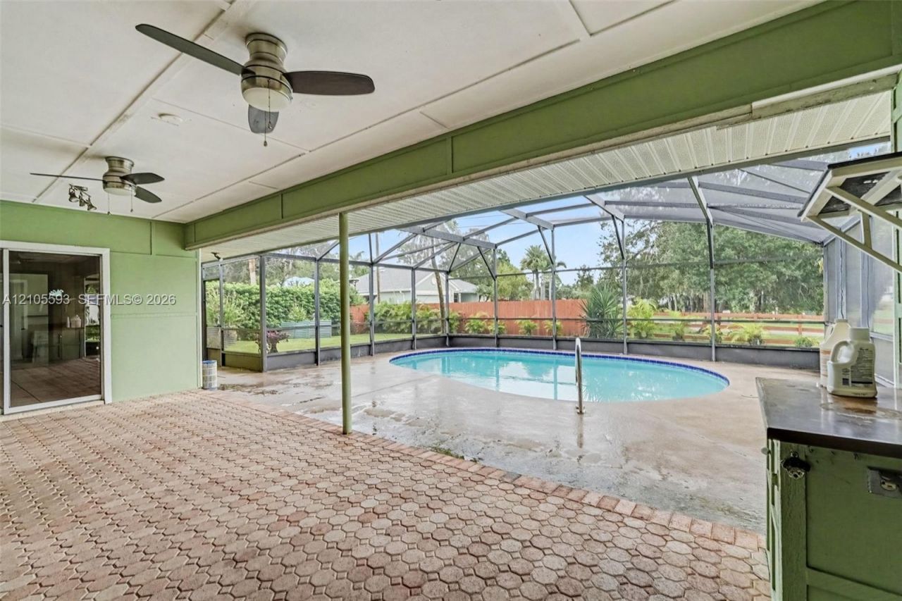 597 Grace St , Sebastian, FL 32958 Photo