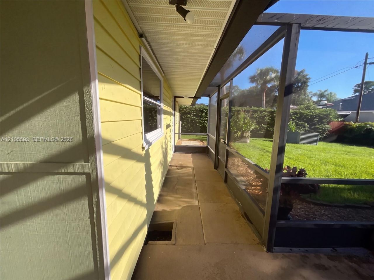 597 Grace St , Sebastian, FL 32958 Photo