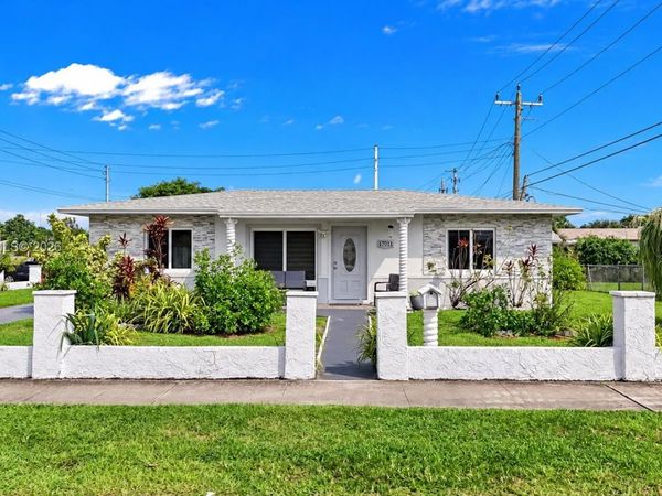 17031 NW 41st Ave , Miami Gardens, FL 33055