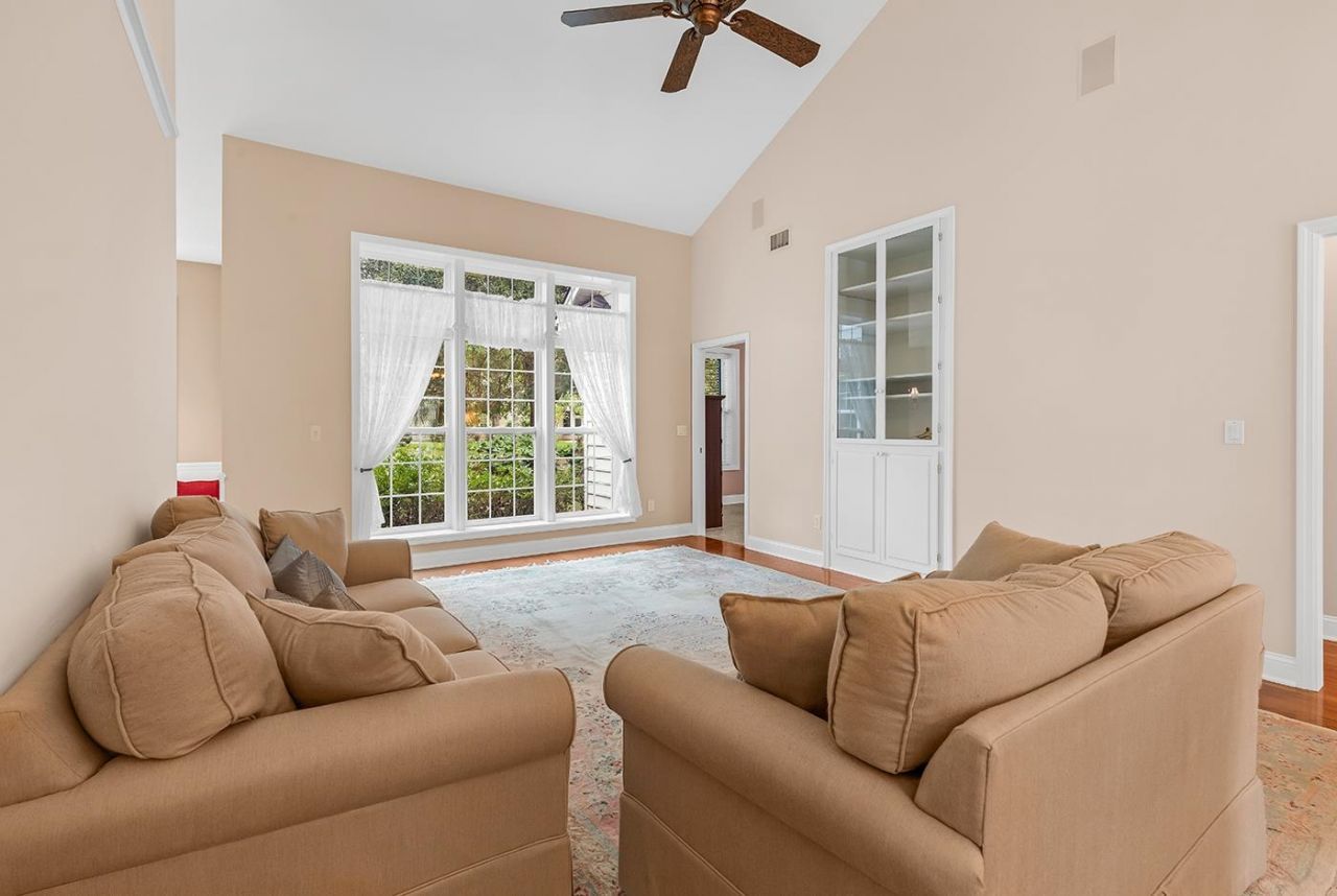 28 Millbranch Ln. Photo 5