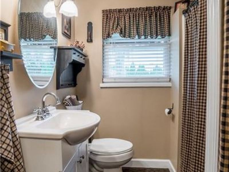 605 Wolf Avenue, Englewood, OH 45322 Photo 8