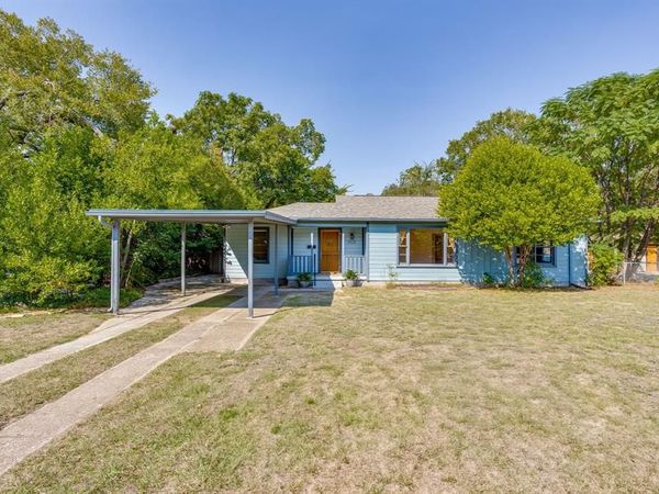 5520 Asbury Drive , River Oaks, TX 76114