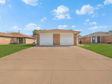 3723 Hulen Park Circle , Fort Worth, TX 76123