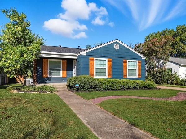 4028 Boyd Avenue, Fort Worth, TX 76109