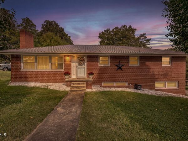 127 Deadrick Drive, Kingsport, TN 37663