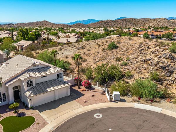 3007 E THUNDERHILL Place, Phoenix, AZ 85048