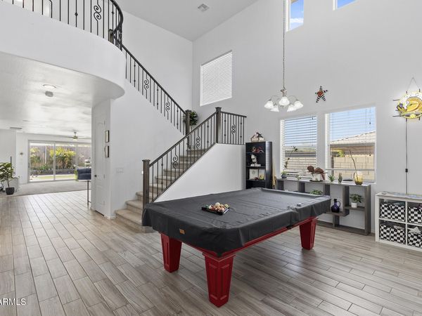 2513 W MOURA Drive, Phoenix, AZ 85085