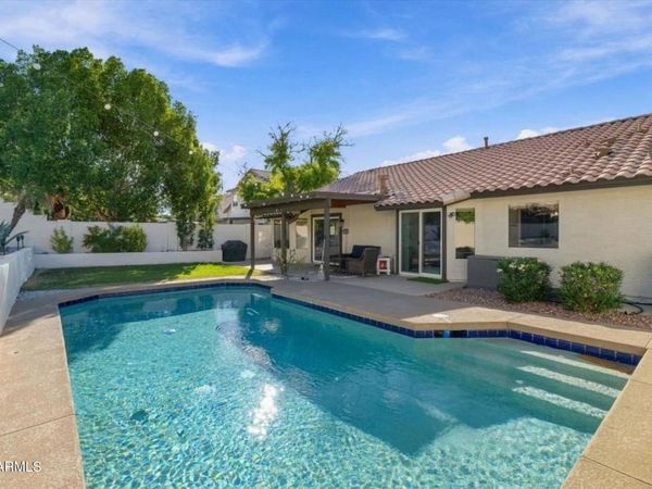 1436 E CHARLESTON Avenue, Phoenix, AZ 85022