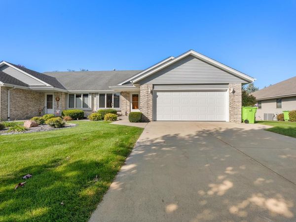 951 Spruce STREET, Hartford, WI 53027
