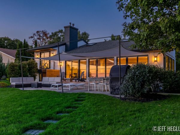 4363 Lakes Edge Drive, Holland, MI 49424