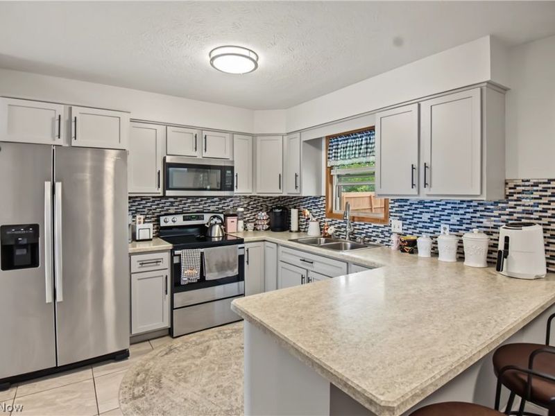 5589 London Drive, Austintown, OH 44515 Photo 5