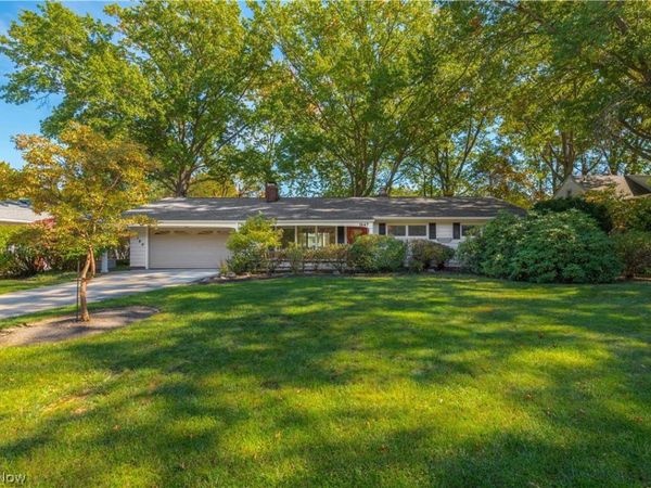 1647 Westhill Boulevard , Westlake, OH 44145