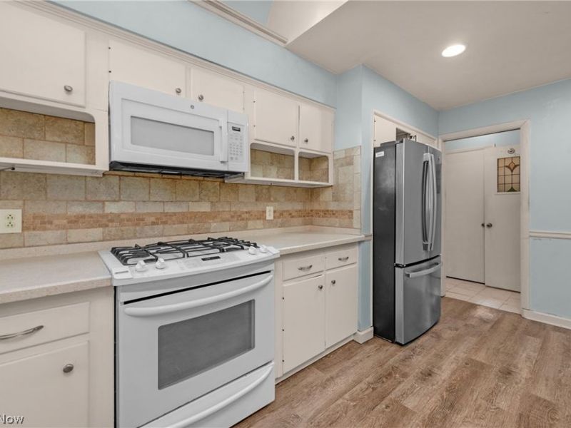 1647 Westhill Boulevard, Westlake, OH 44145 Photo 14