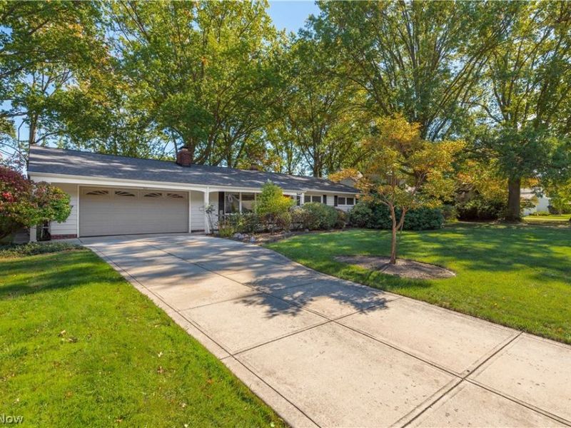 1647 Westhill Boulevard, Westlake, OH 44145 Photo 3