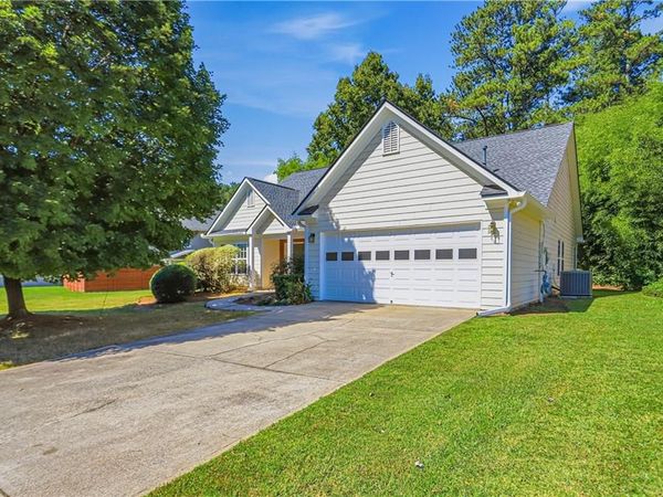 2414 Caneridge Point SW, Marietta, GA 30064