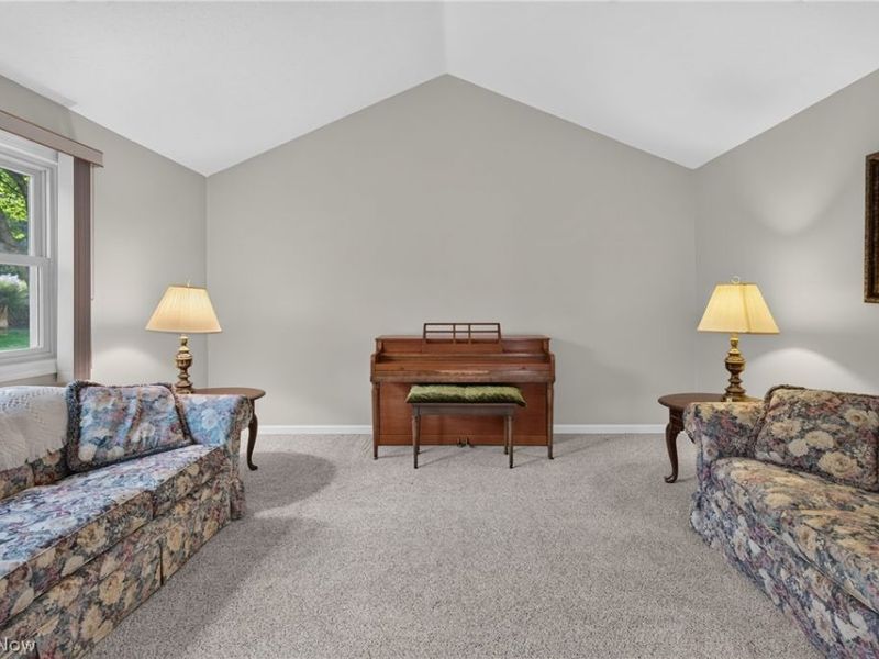 170 Marian Lane, Berea, OH 44017 Photo 5