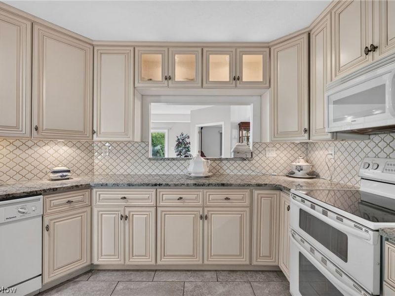 170 Marian Lane, Berea, OH 44017 Photo 7