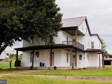 455 INDIAN RUN ROAD, EPHRATA, PA 17522
