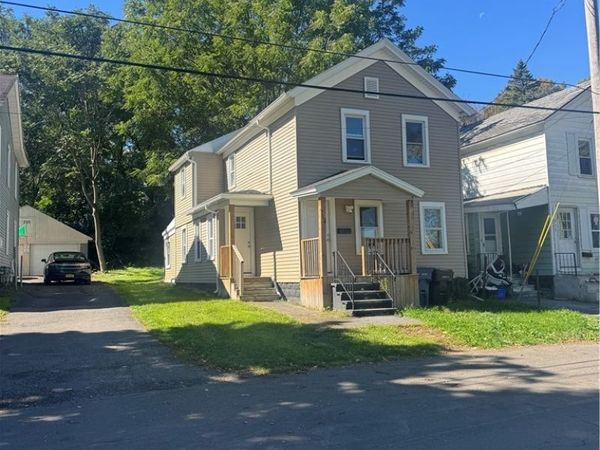 713 Emerson Avenue , Syracuse, NY 13204