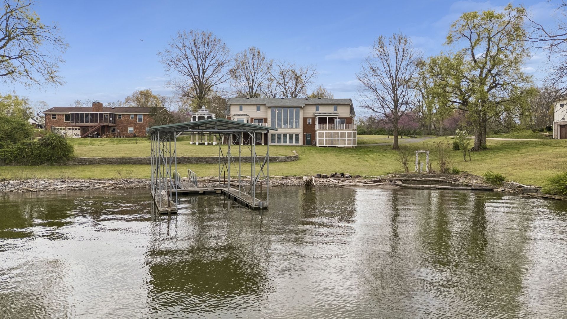 3211 Lakeshore Dr , Old Hickory, TN 37138 Main Photo