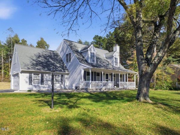 7 Lancestire Drive, Queensbury, NY 12804