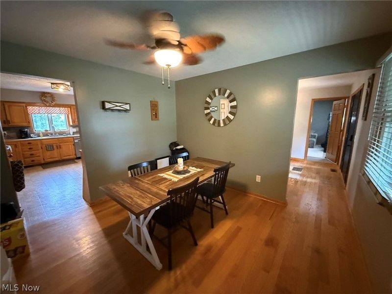 10274 Laurens Drive NE, Bolivar, OH 44612 Photo 10