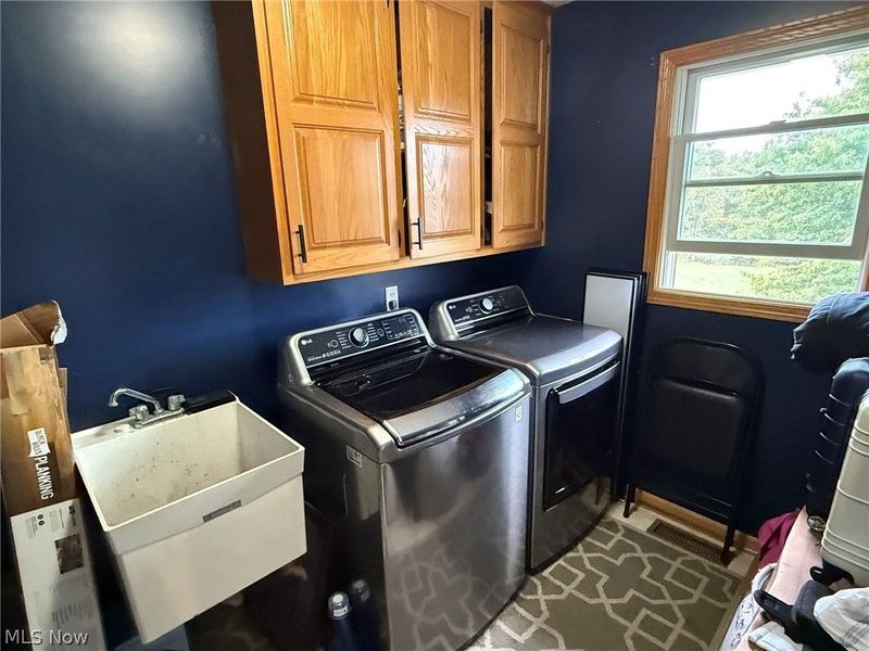 10274 Laurens Drive NE, Bolivar, OH 44612 Photo 14