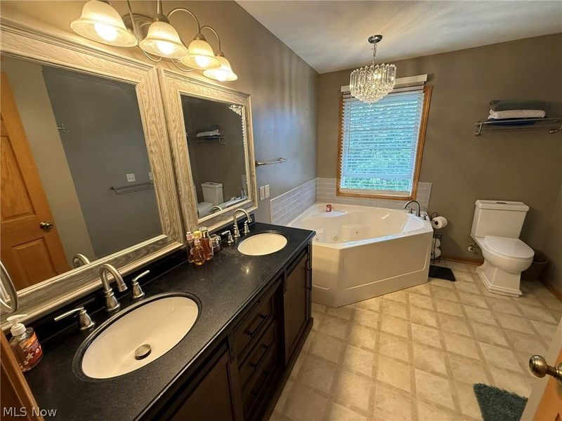 10274 Laurens Drive NE, Bolivar, OH 44612 Photo 17