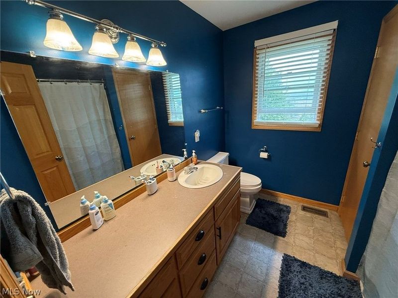 10274 Laurens Drive NE, Bolivar, OH 44612 Photo 23