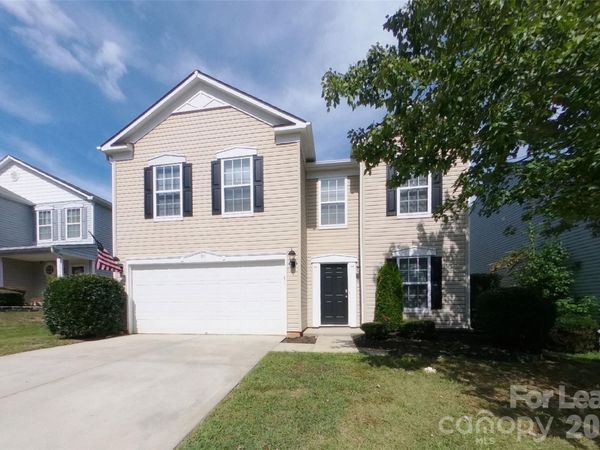 301 Ranlo Avenue , Gastonia, NC 28054