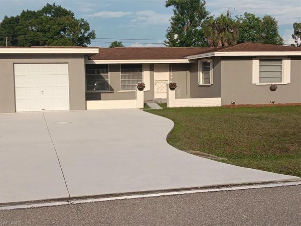 2244 Parkview DR , FORT MYERS, FL 33905