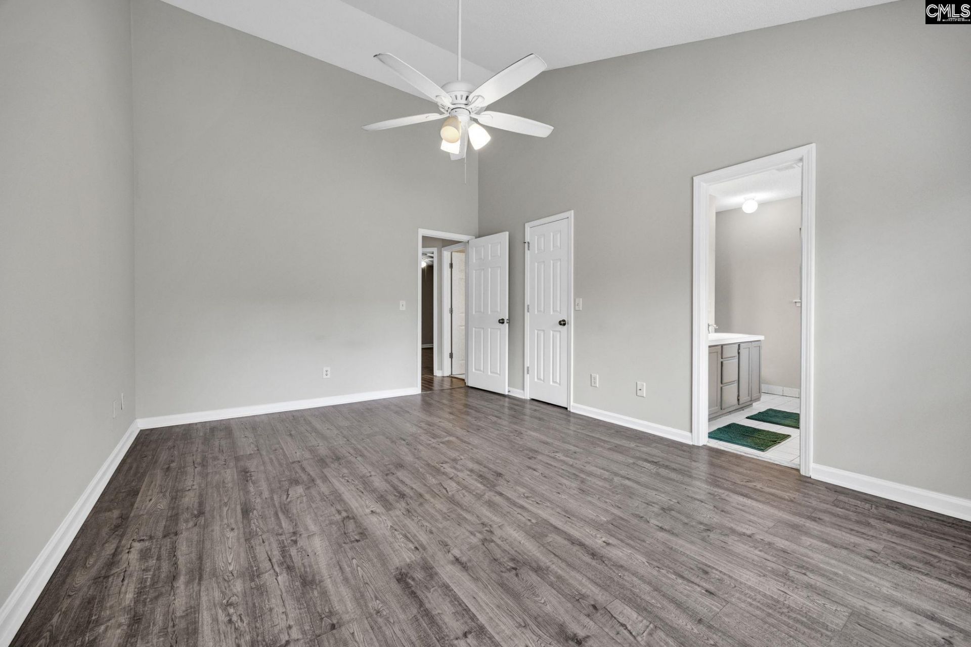 875 Bentley Drive  Photo 22