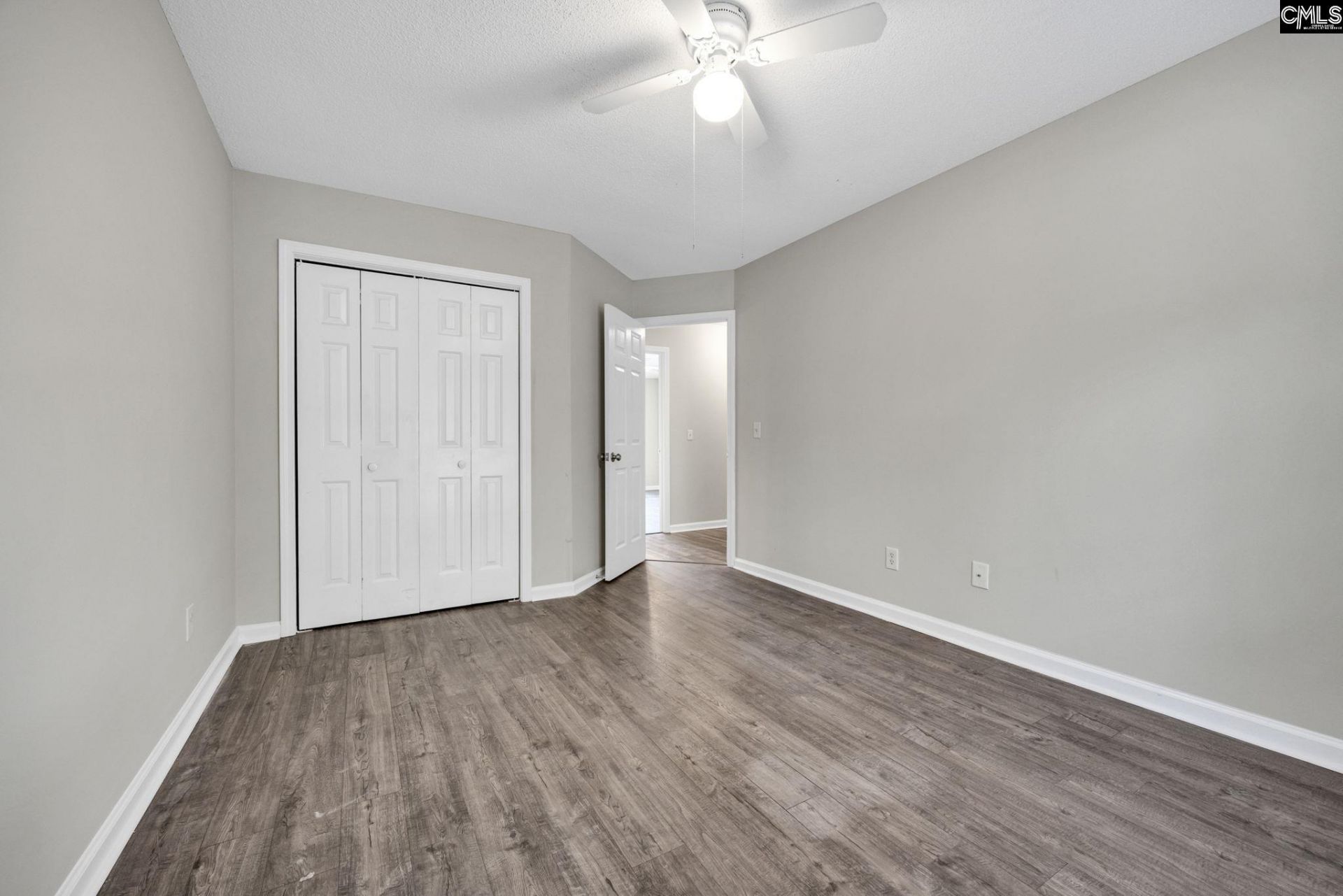 875 Bentley Drive  Photo 27