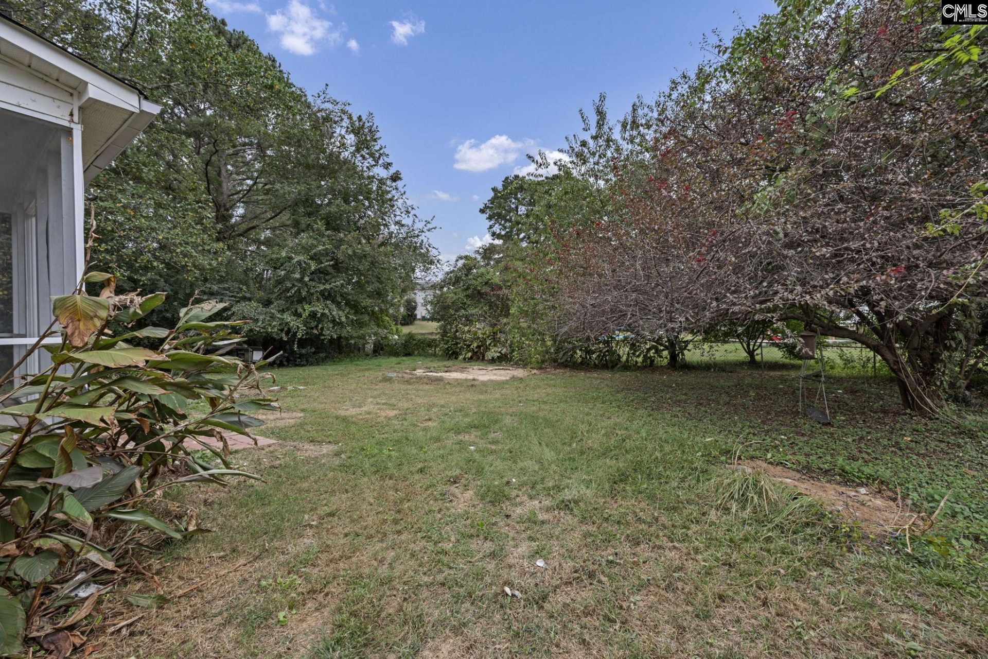 875 Bentley Drive  Photo 31