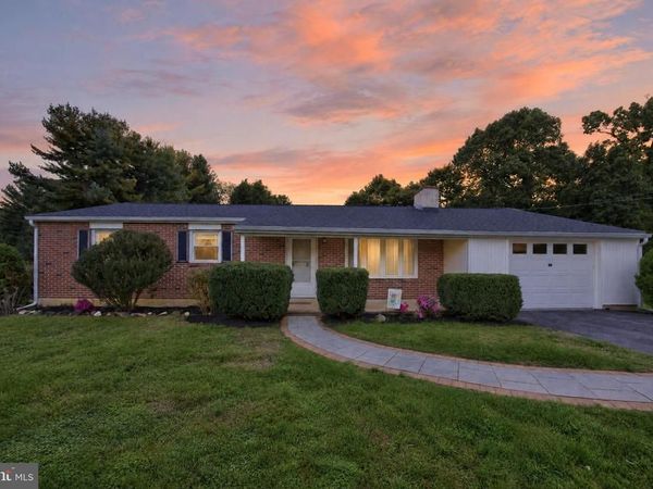 137 MARTINS CORNER ROAD, COATESVILLE, PA 19320