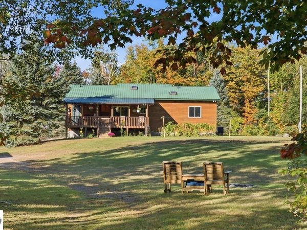 9440 Richardson Road, Cheboygan, MI 49721