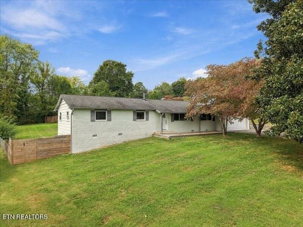 11925 Berwick Lane, Knoxville, TN 37934