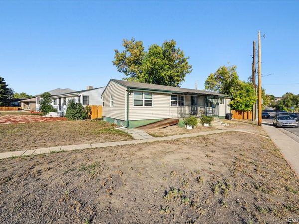 1000 Perry Street , Denver, CO 80204