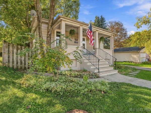 1003 Dean Street , St. Charles, IL 60174