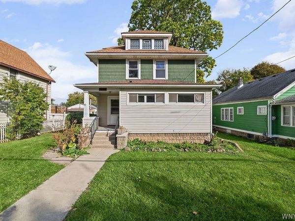 3915 Deveaux Street , Niagara Falls, NY 14305